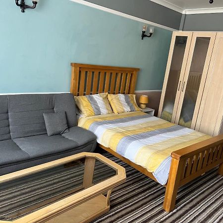 Hereward Guest House Wisbech Bagian luar foto